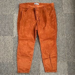 Old Navy Women's Rockstar Super Skinny High-Rise Corduroy Pants-Plus Size-26